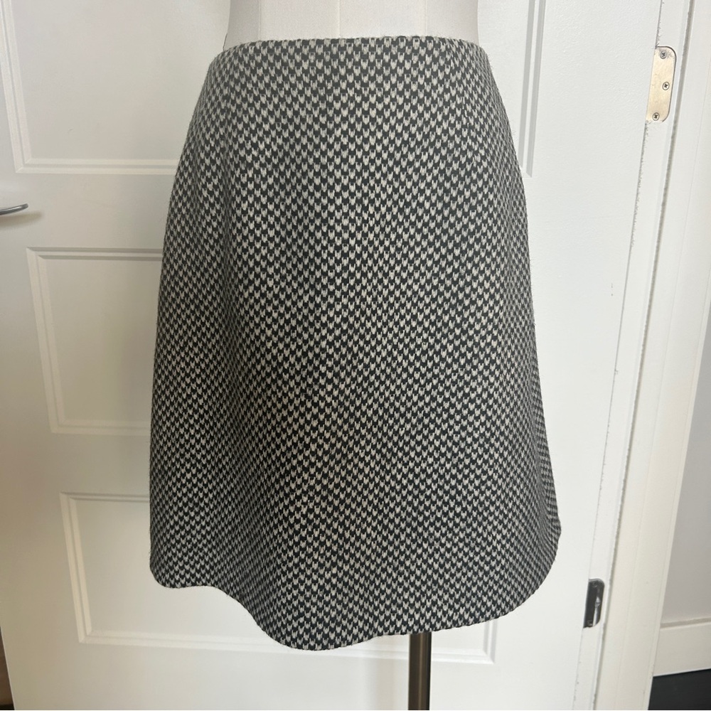 1960’s Vintage ‘Country Set’ black & white patterned mini skirt